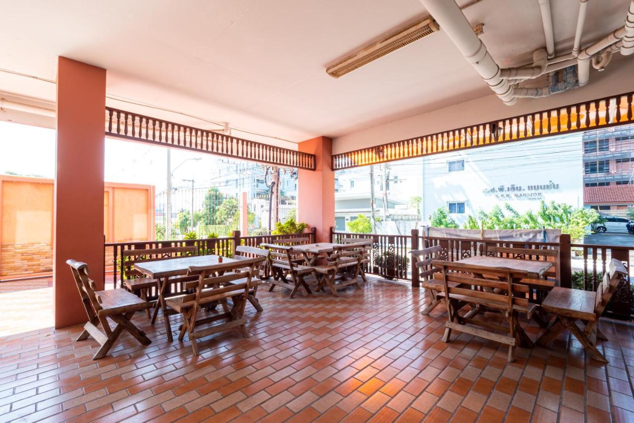 Reddoorz Navin Mansion 3 Pattaya Exterior foto