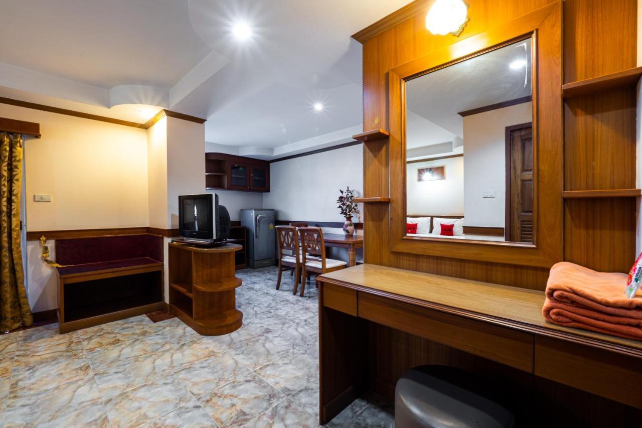 Reddoorz Navin Mansion 3 Pattaya Exterior foto